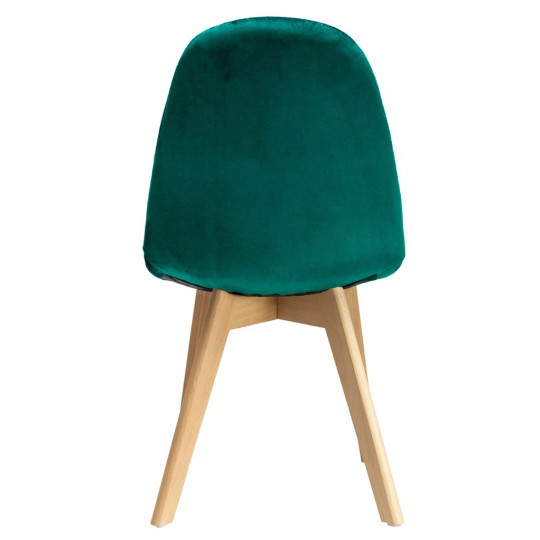 Stolička Velvet v verde    Stolička Velvet este disponibilă într-o nuanță elegantă de verde.