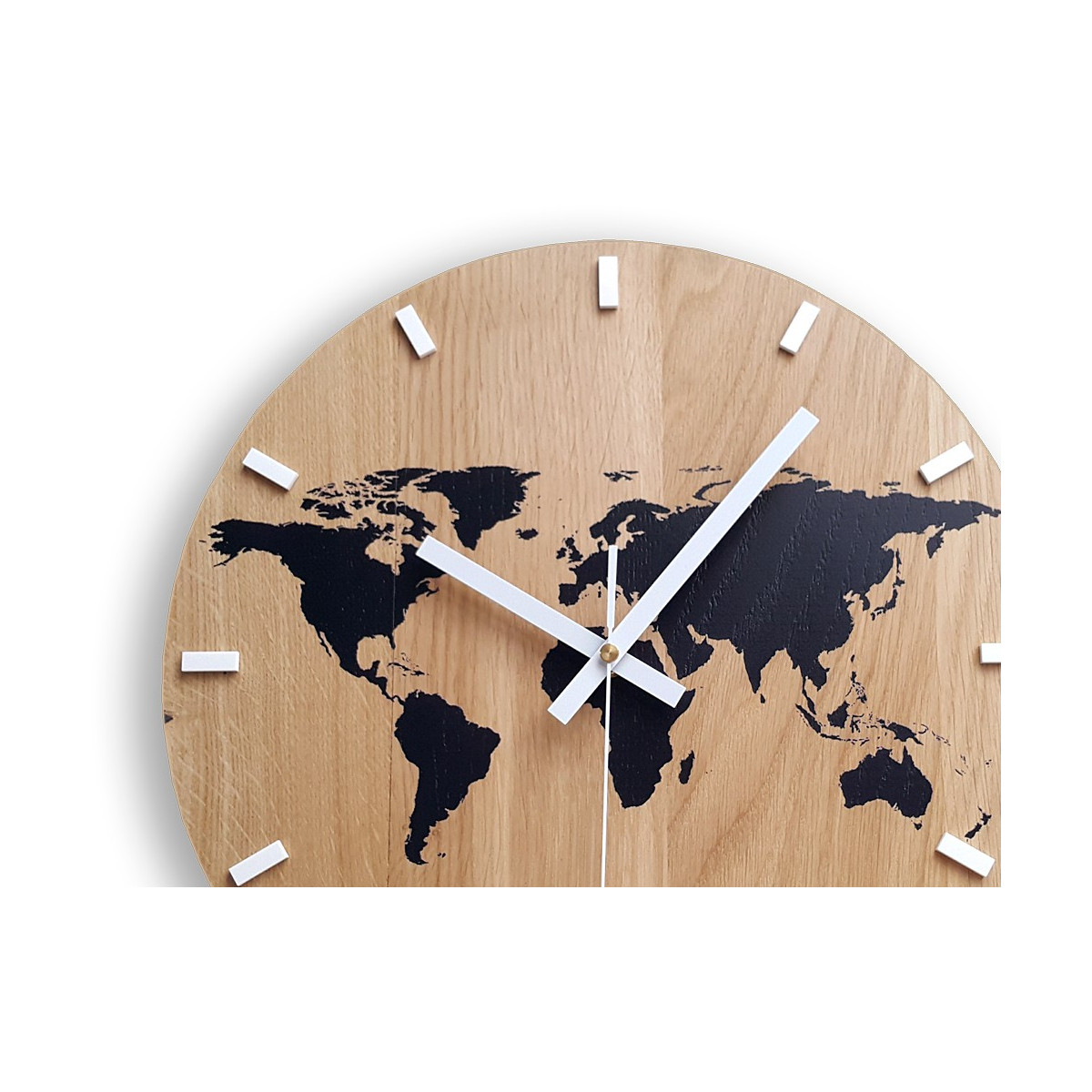 Ceas de perete MAPA LUMII - negru din lemn de stejar 33 cm