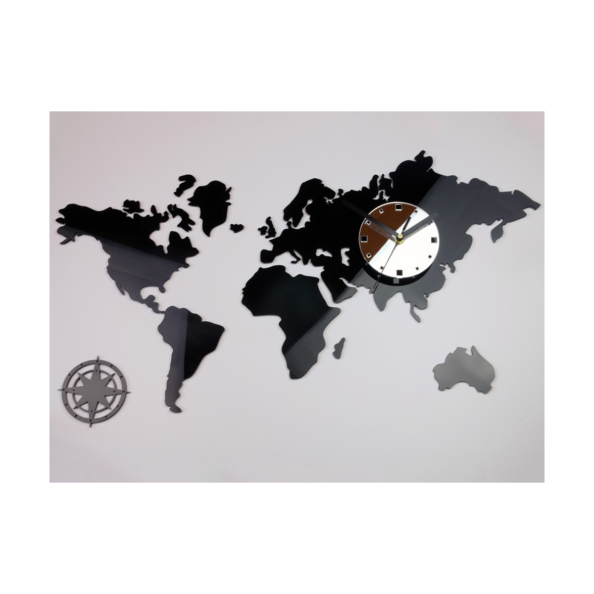 Ceas de perete cu hartă a lumii în culoare neagră