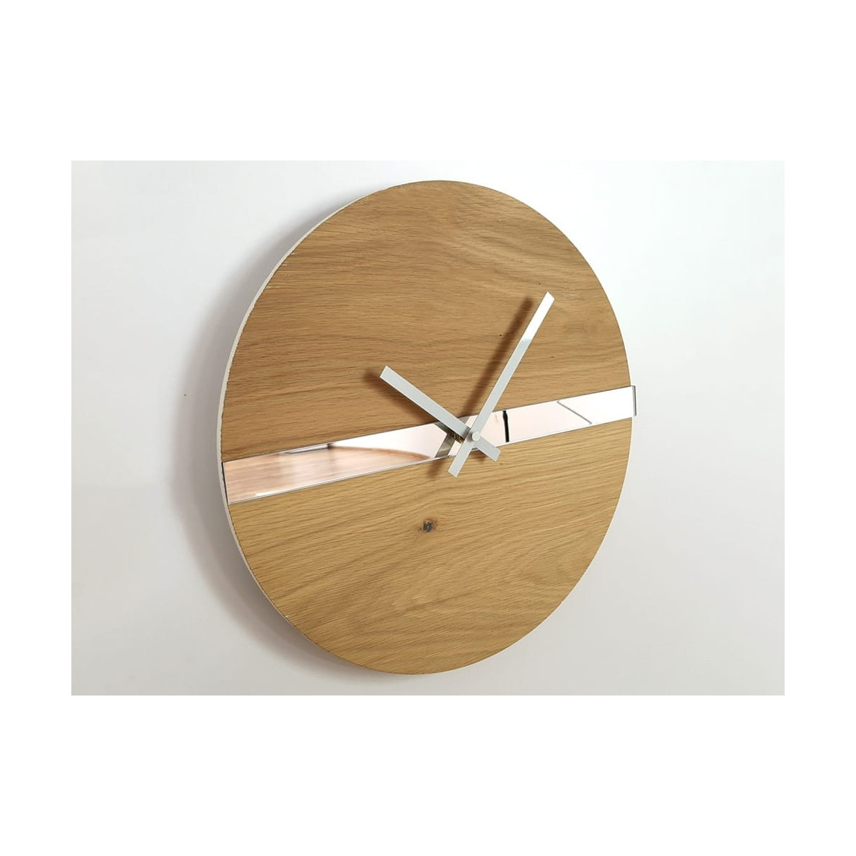 Ceasuri de perete din stejar cu bandă reflectorizantă de 33 cm