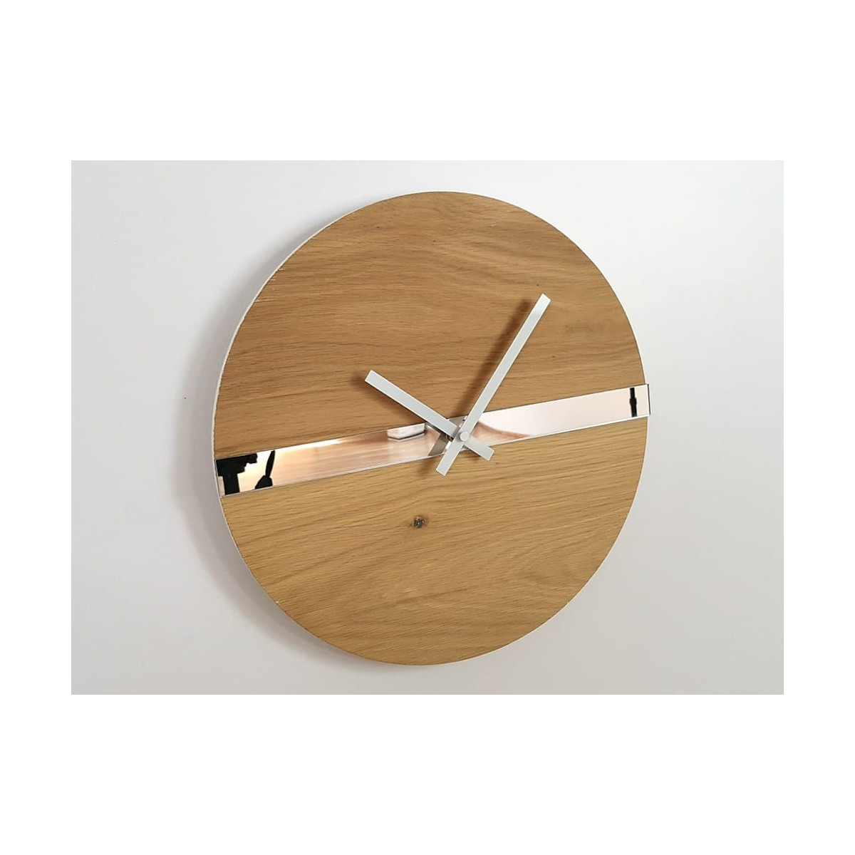 Ceasuri de perete din stejar cu bandă reflectorizantă de 33 cm