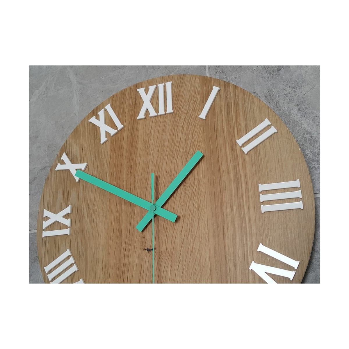 Ceas de perete Dub Numero 33,5 cm