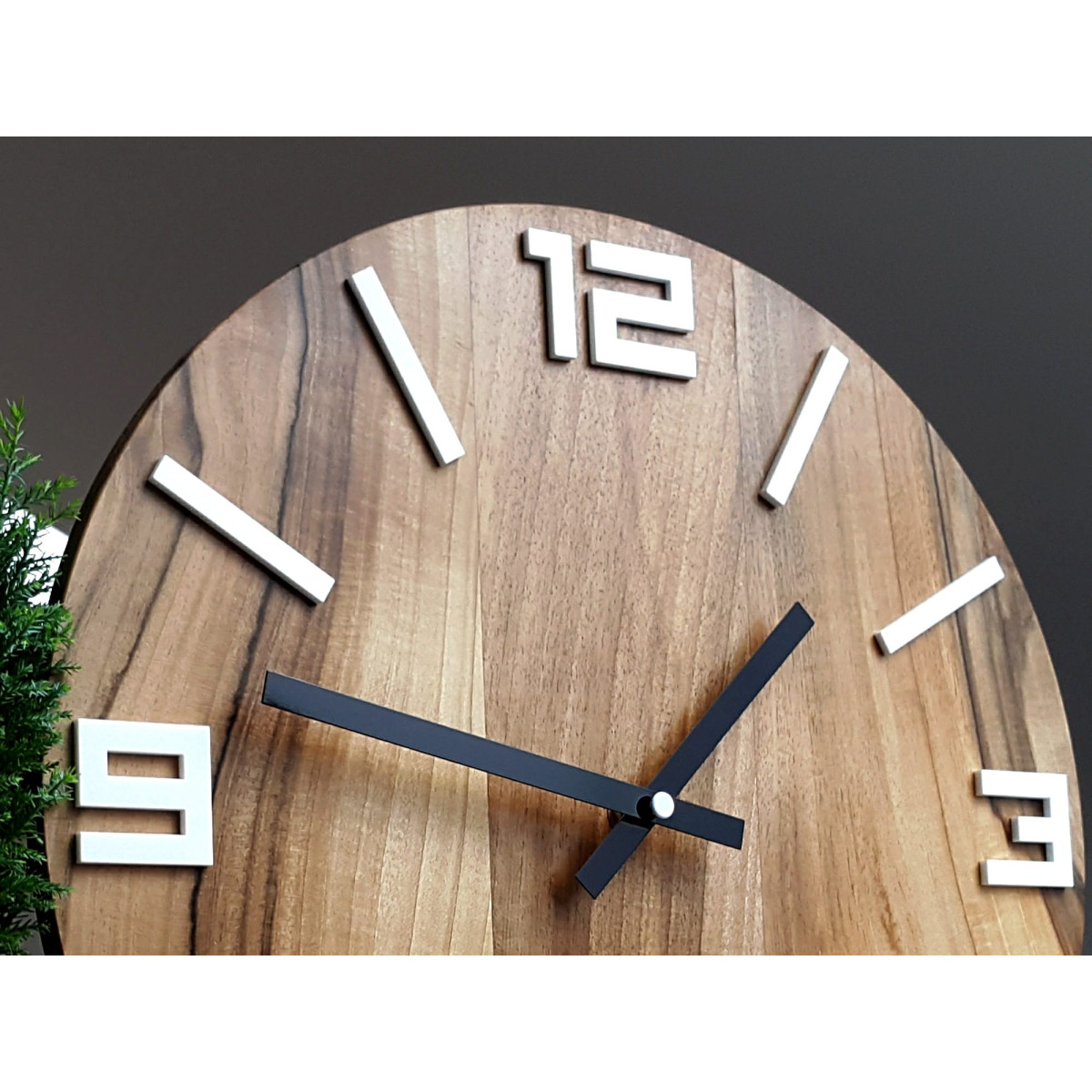 Ceas din lemn de nuc Arabica 33 cm