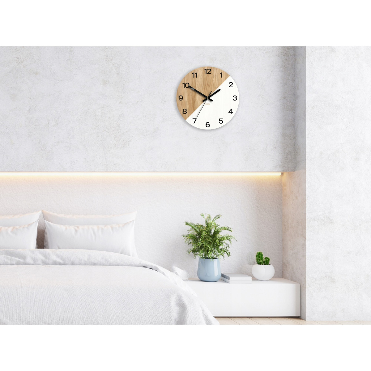 Ceas de perete din lemn alb OKSFORD, 33cm