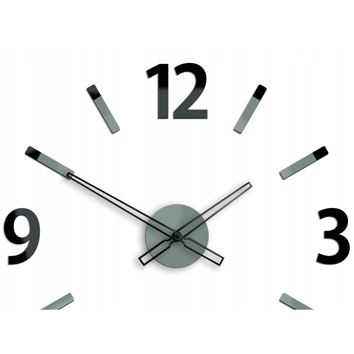 Ceasuri de perete decorative de culoare neagră