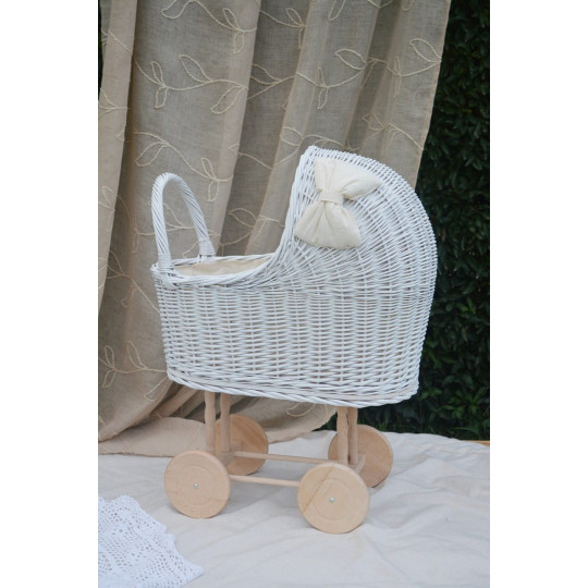 Cărucior retro din răchită pentru copii, de culoare albă