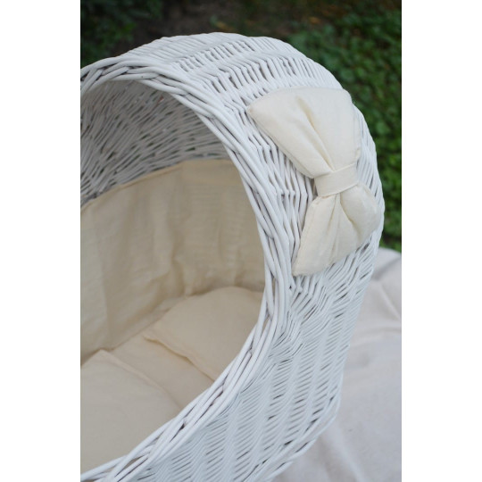 Cărucior retro din răchită pentru copii, de culoare albă