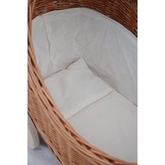 Cărucior pentru copii din rattan de culoare bej cu fundă ecru