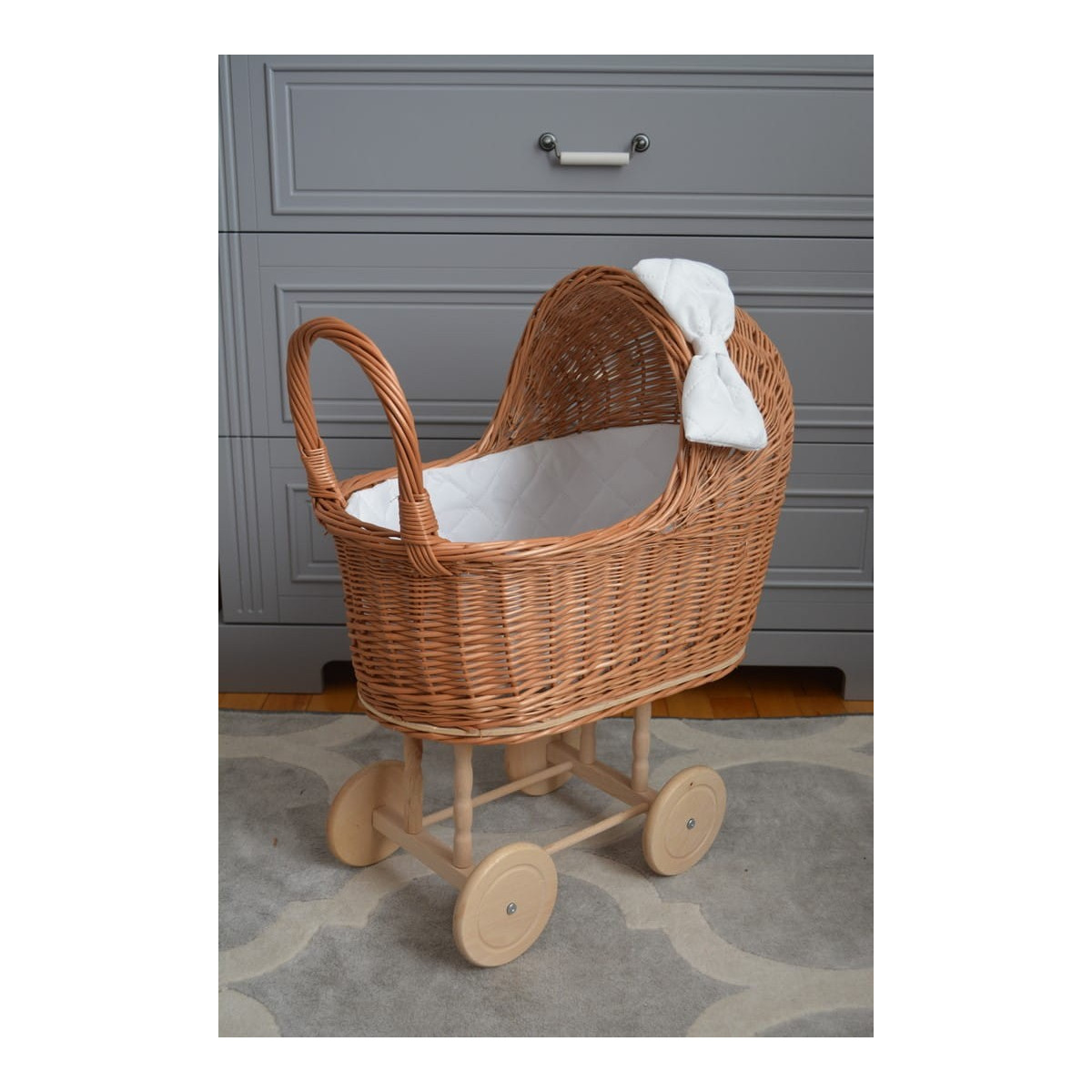 Căruț de păpuși din ratan, fabricat manual