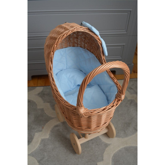 Jucărie pentru copii, cărucior pentru păpuși, făcută manual.