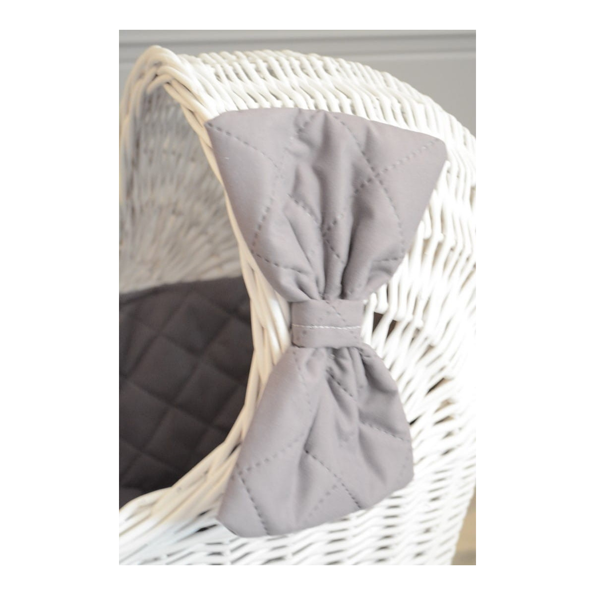 Cărucioare de păpuși din ratan de calitate, de culoare albă