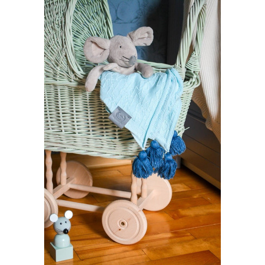 Cărucior verde din rachită pentru păpuși la un super preț