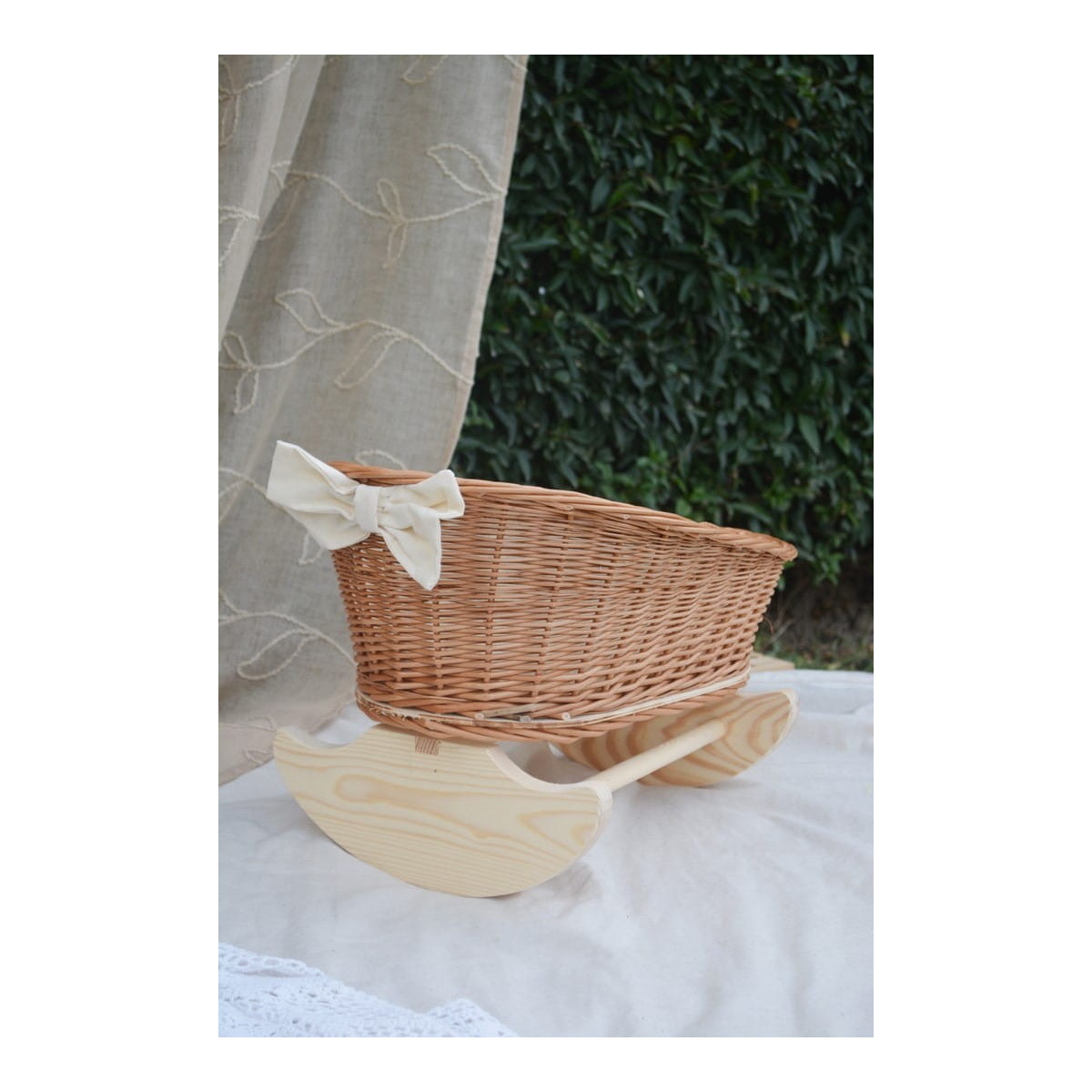 Culoare originală a pătuțului pentru păpuși tricotat manual