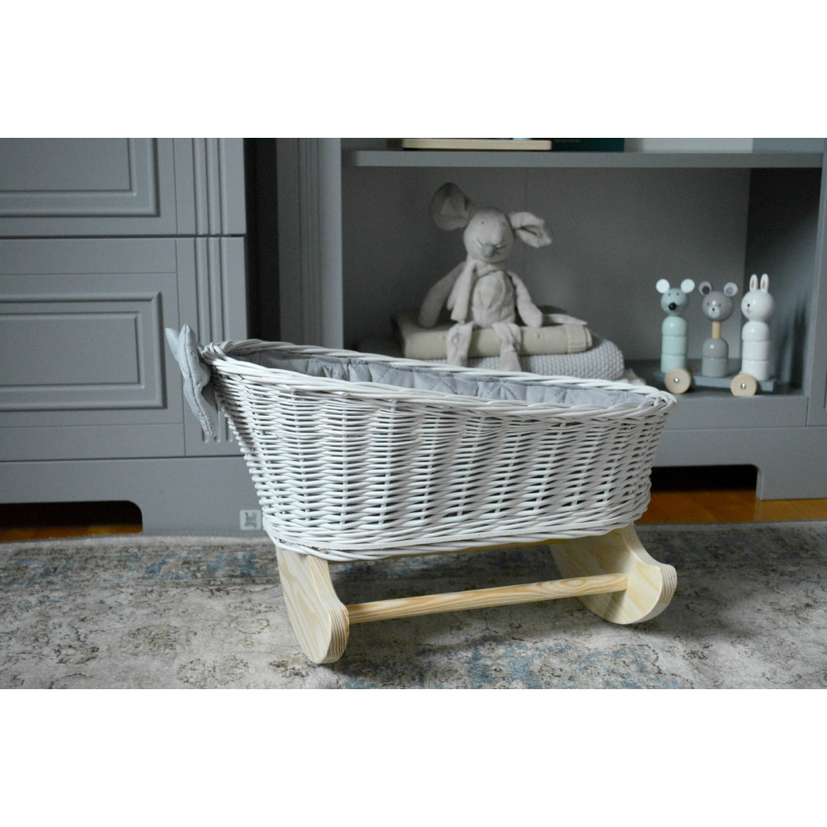 Leagăne pentru păpuși de calitate în culoarea gri