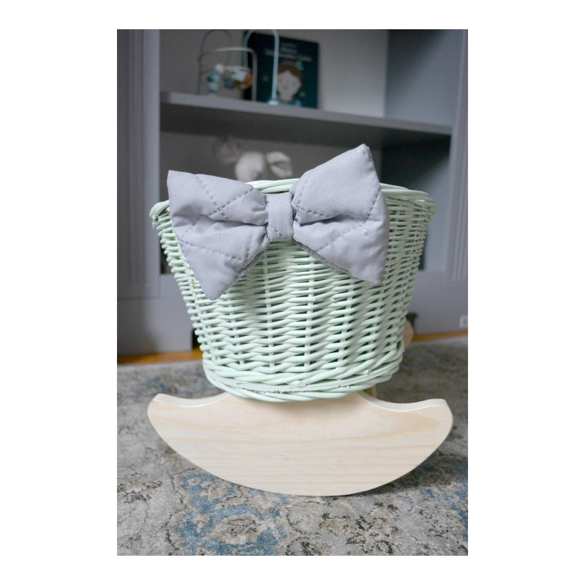 Unică leagănă pentru păpuși, împletită manual