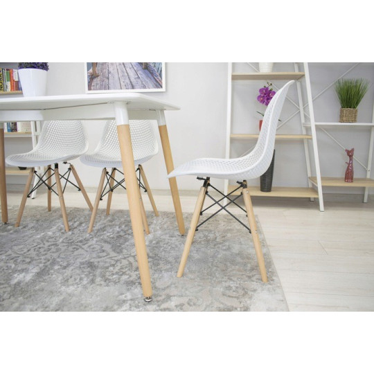 Scaunele scandinave tip plasă pentru dining de culoare albă