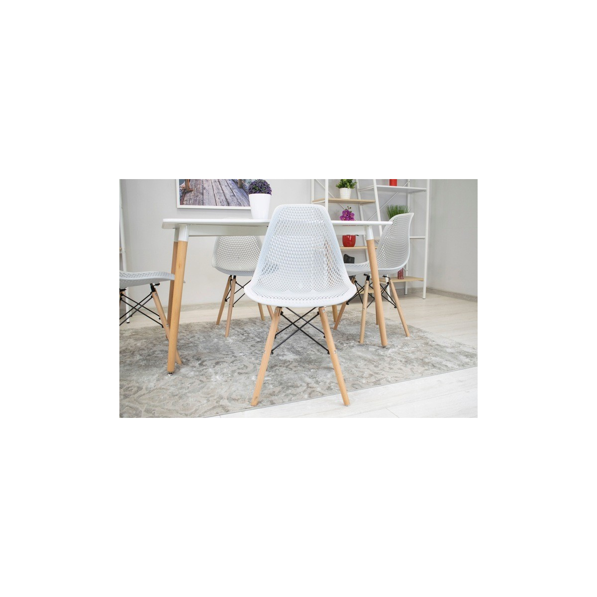 Scaunele scandinave tip plasă pentru dining de culoare albă