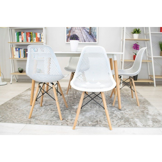 Scaunele scandinave tip plasă pentru dining de culoare albă