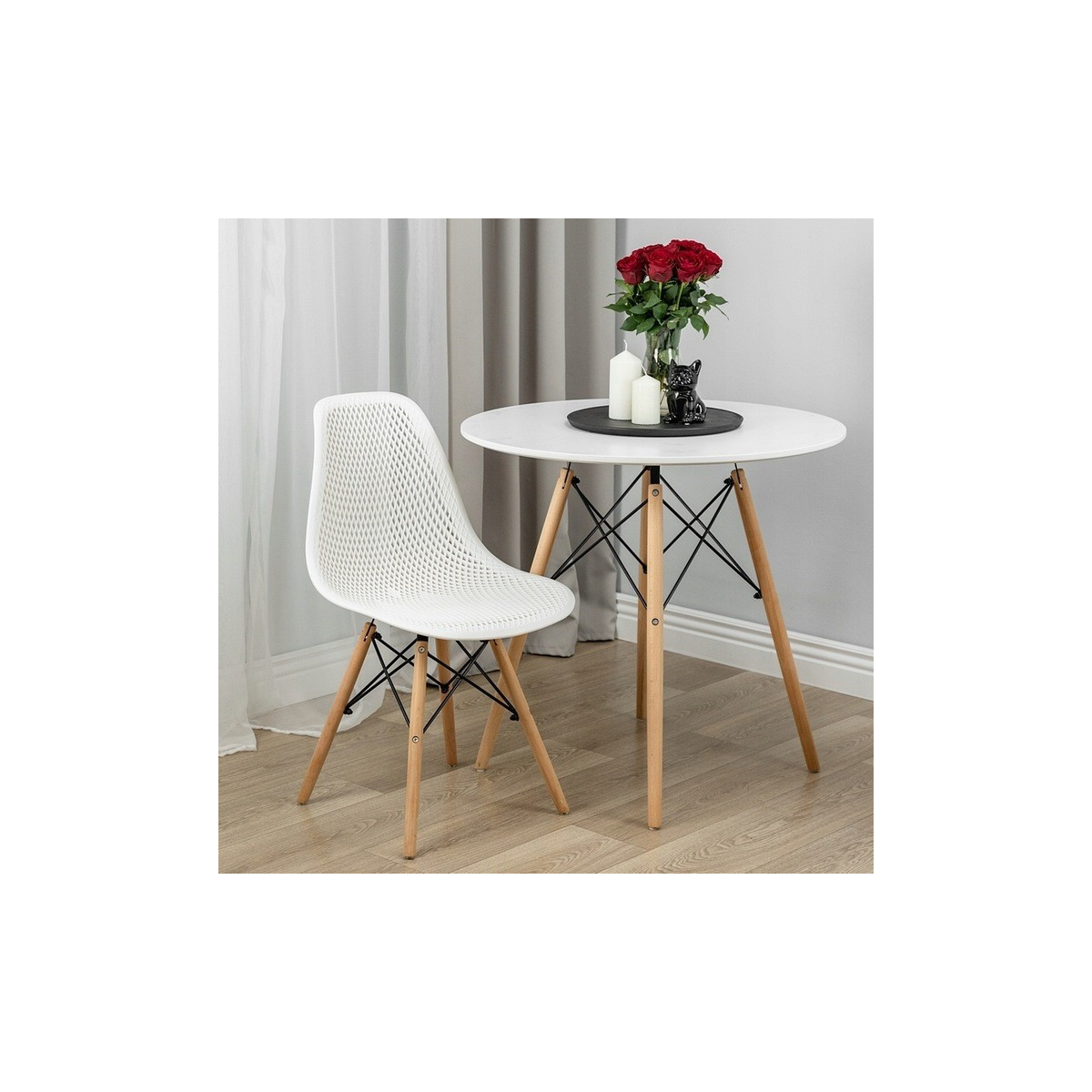 Scaunele scandinave tip plasă pentru dining de culoare albă