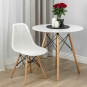 Scaunele scandinave tip plasă pentru dining de culoare albă