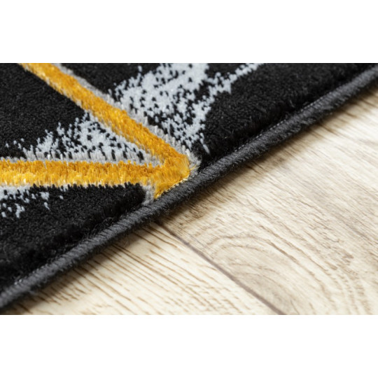 Covor exclusiv cu modele în culoarea neagră